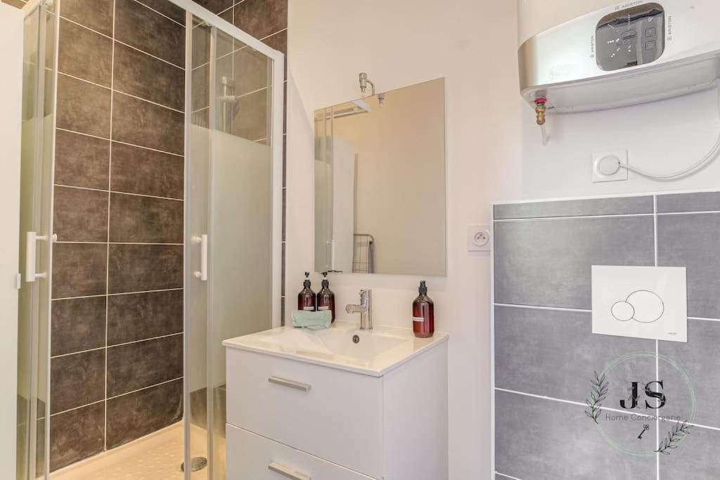 Appartement Le Paisible - Proximite Metro A à Villeurbanne Extérieur photo